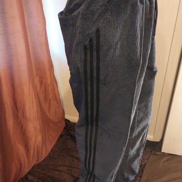 Adidas Ivy Park Halls of Ivy Corduroy Sweat Pants (HG2525) - Picture 7 of 10